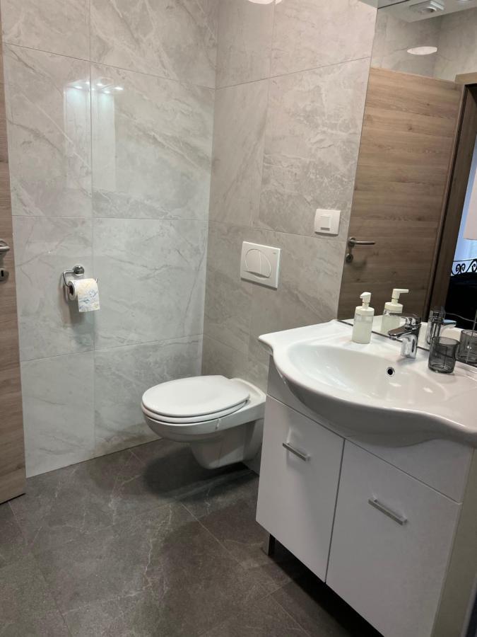 Apartment Stara Jezica With Wifi *