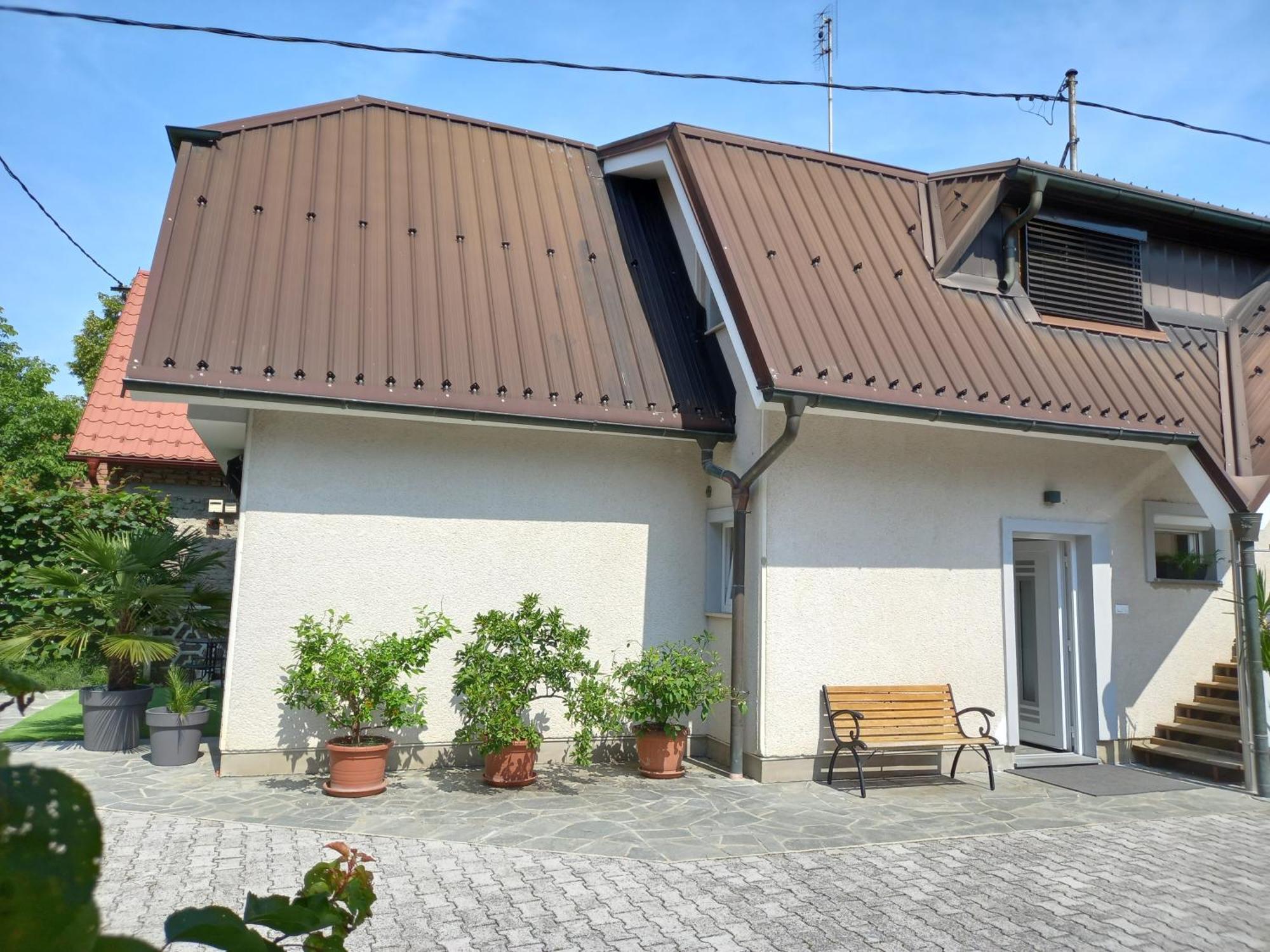 Apartment Stara Jezica With Wifi Laibach